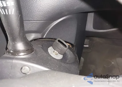 2008 Toyota Yaris z USA, uszkodzony, nr VIN JTDBT923084013587